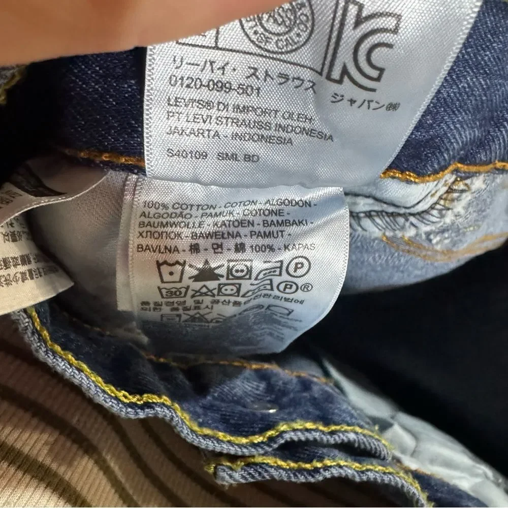 Levi's 36x32 550 Medium Wash Relaxed Fit Jeans